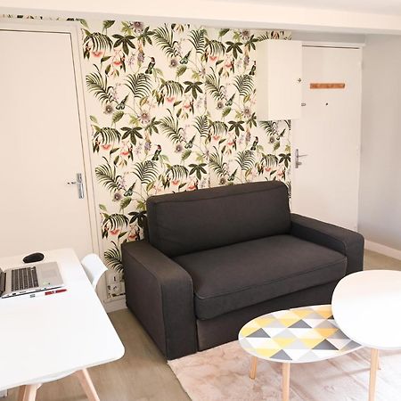 Studio En Duplex En Centre Ville Лаваль Екстер'єр фото